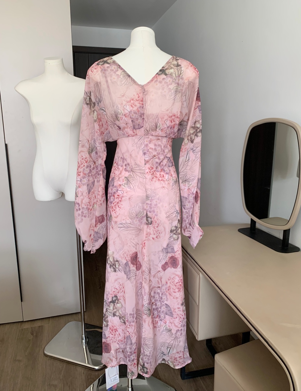 Vacation pinched waist long dress lotus leaf edges dress