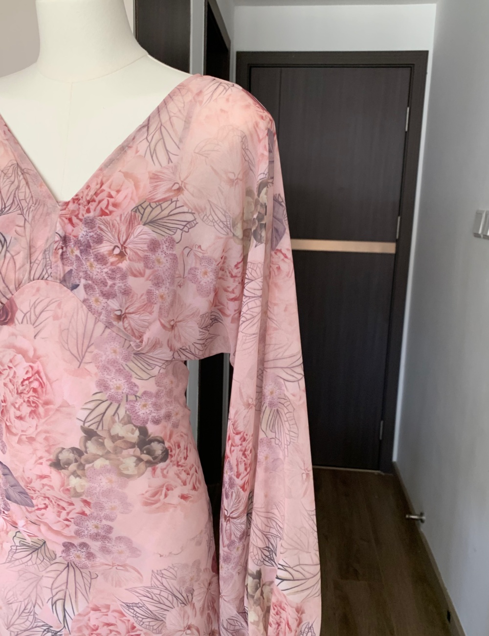 Vacation pinched waist long dress lotus leaf edges dress