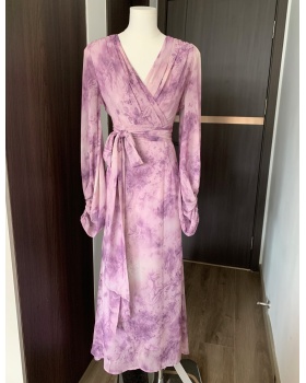 Floral package hip tender purple lantern sleeve dress