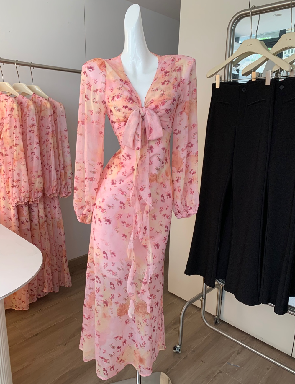 France style V-neck dress tender long dress for women