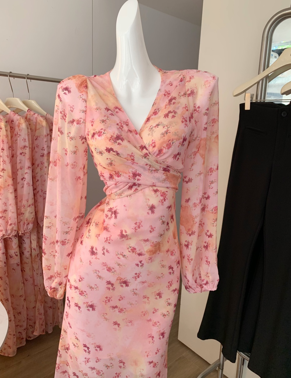 France style V-neck dress tender long dress for women