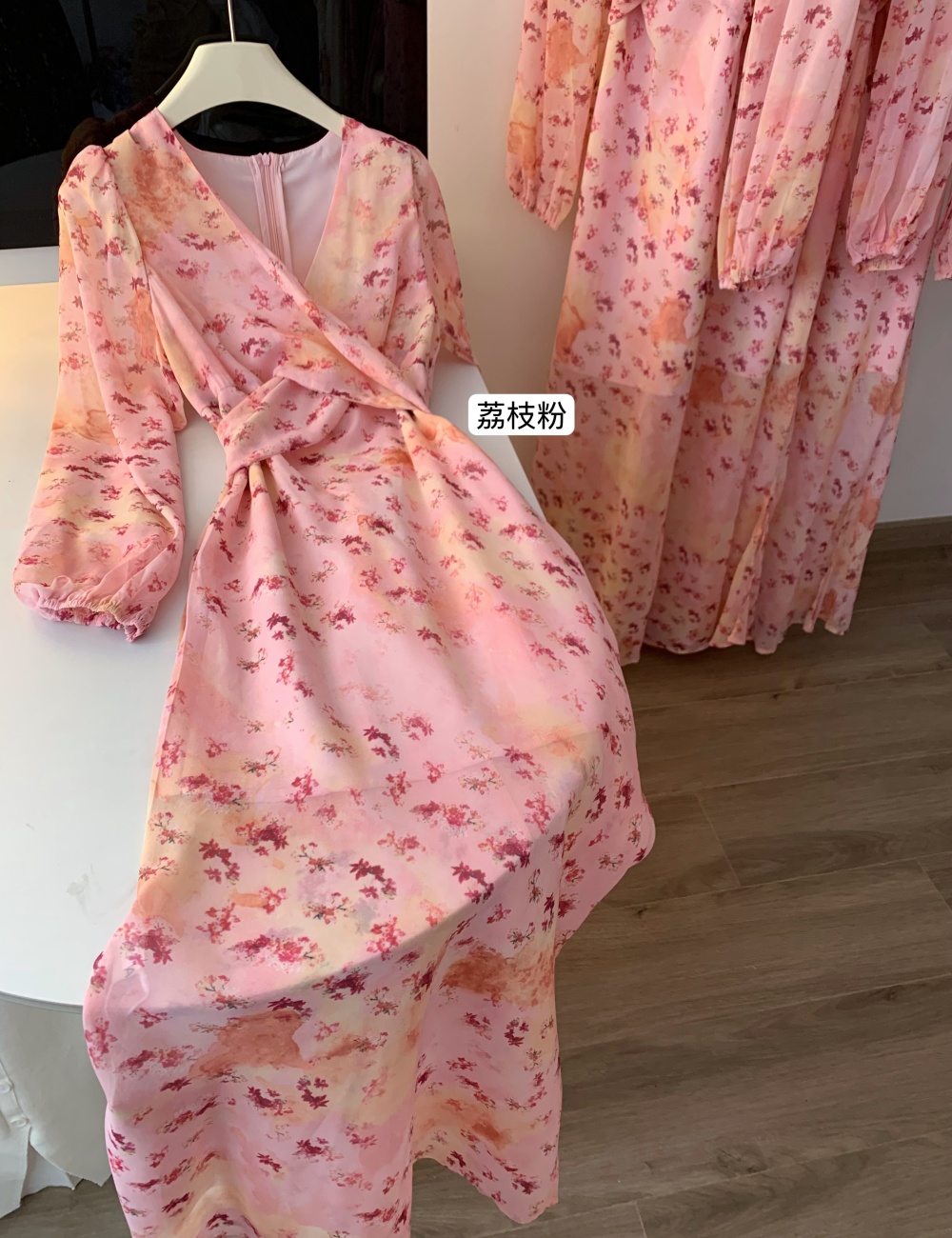 France style V-neck dress tender long dress for women