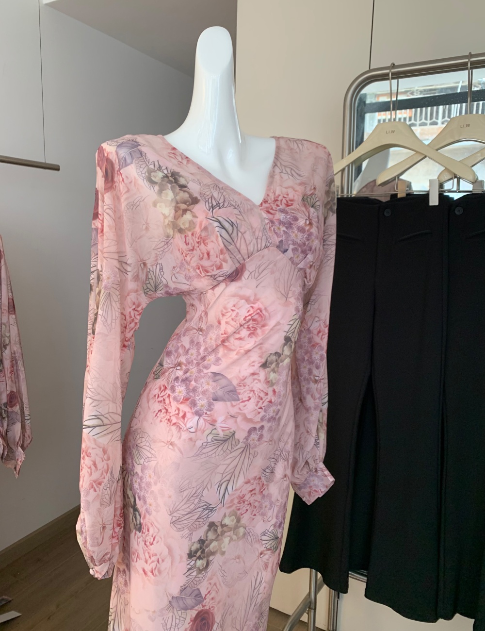 Slim blooming printing long dress temperament V-neck dress