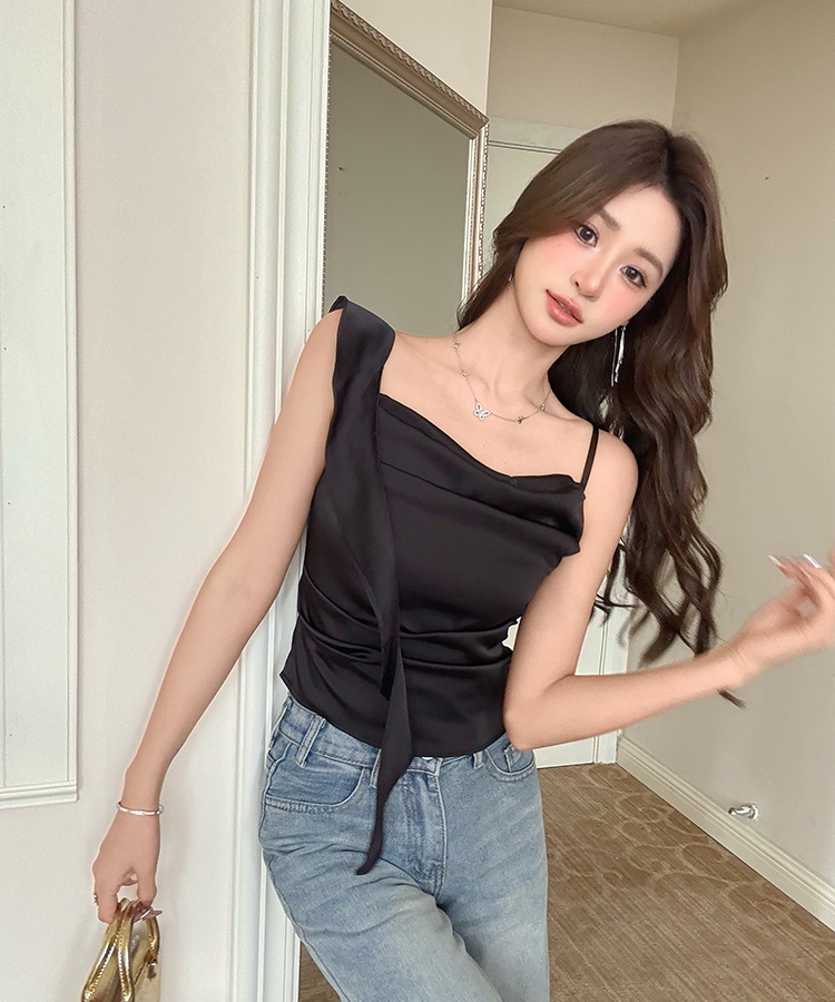 Pinched waist sleeveless banquet tops for women