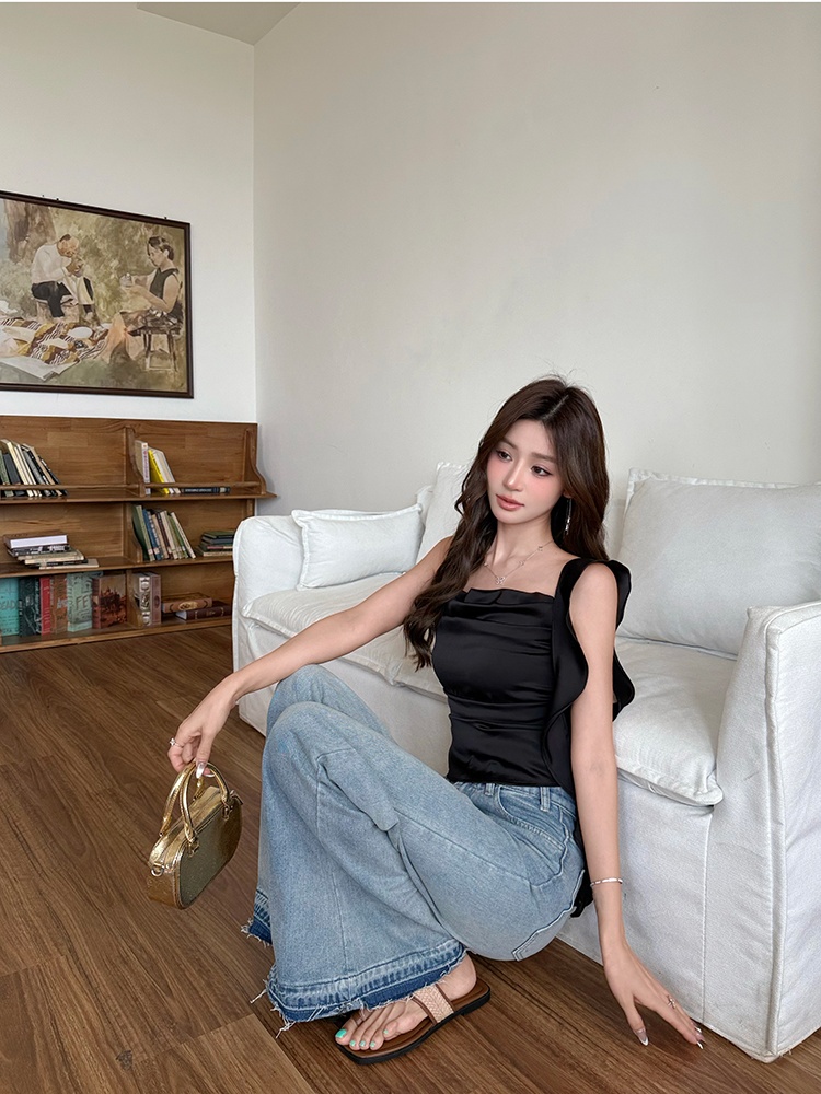 Pinched waist sleeveless banquet tops for women