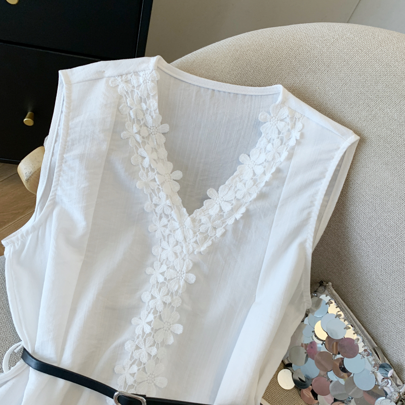 Sleeveless shirt V-neck small shirt for women