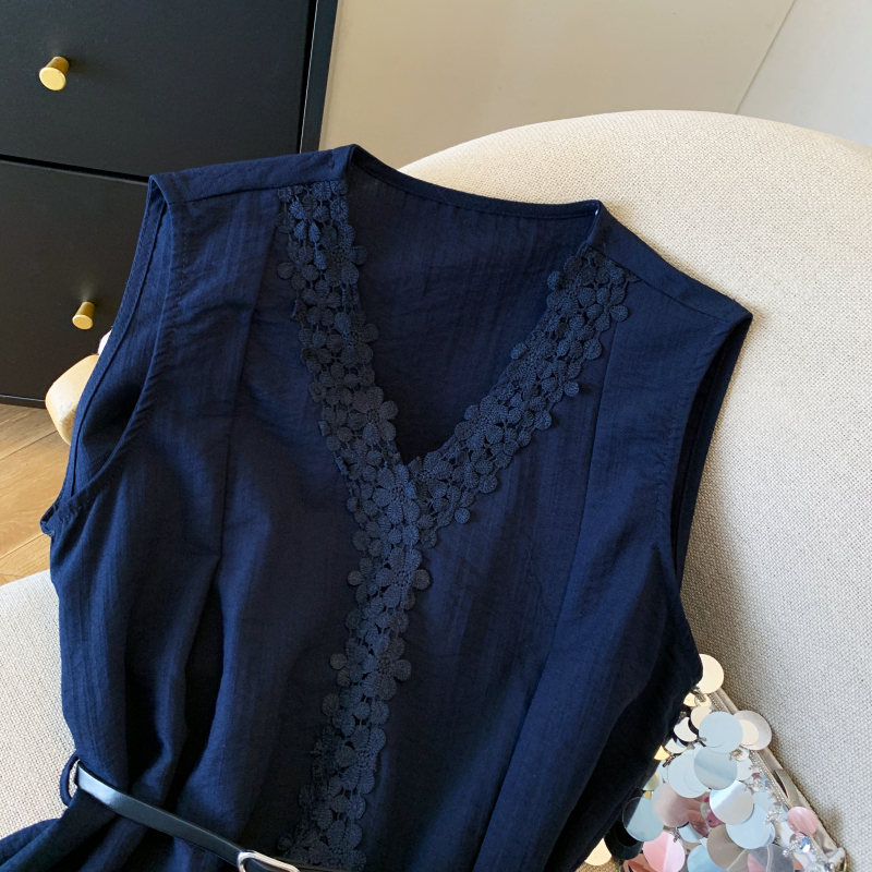 Sleeveless shirt V-neck small shirt for women