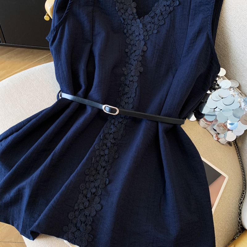 Sleeveless shirt V-neck small shirt for women