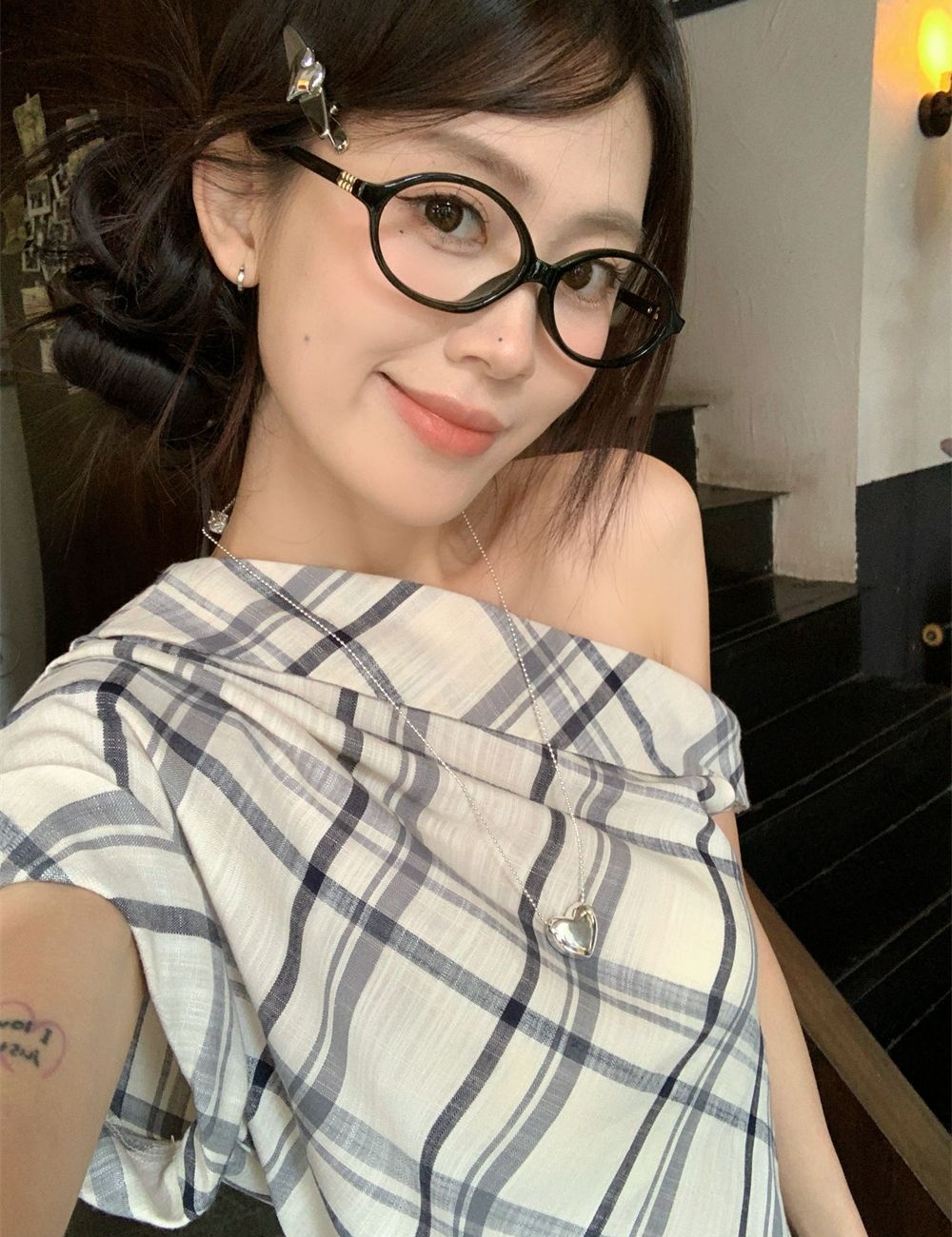 Short sleeve plaid T-shirt irregular vest for women