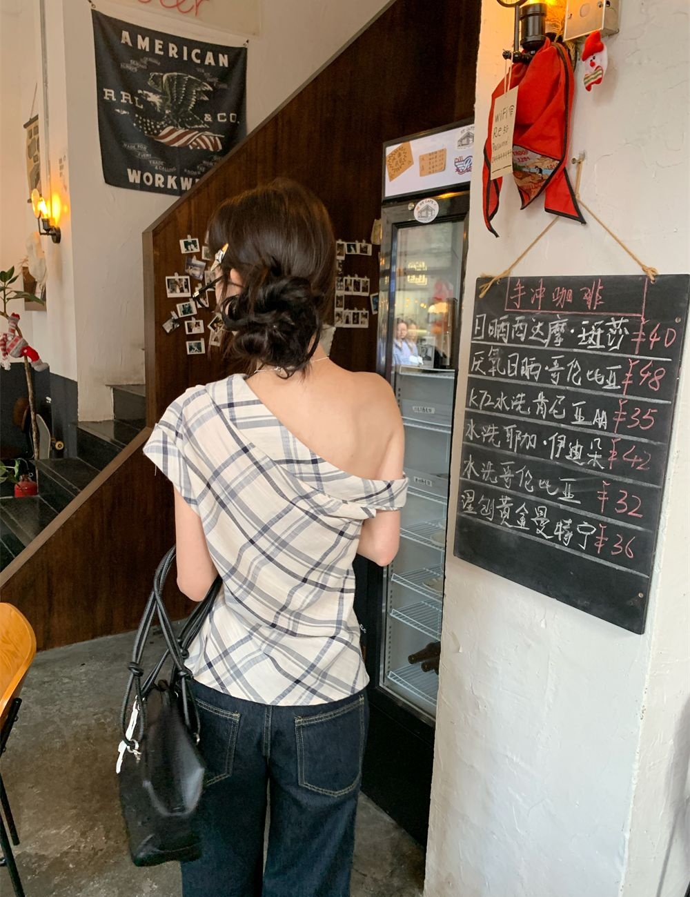 Short sleeve plaid T-shirt irregular vest for women