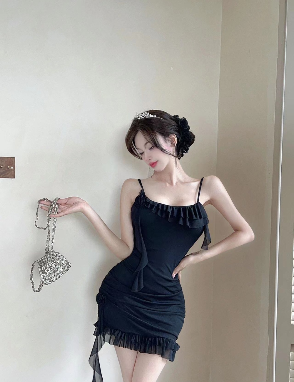 Gauze low-cut bottoming sexy lotus leaf edges dress
