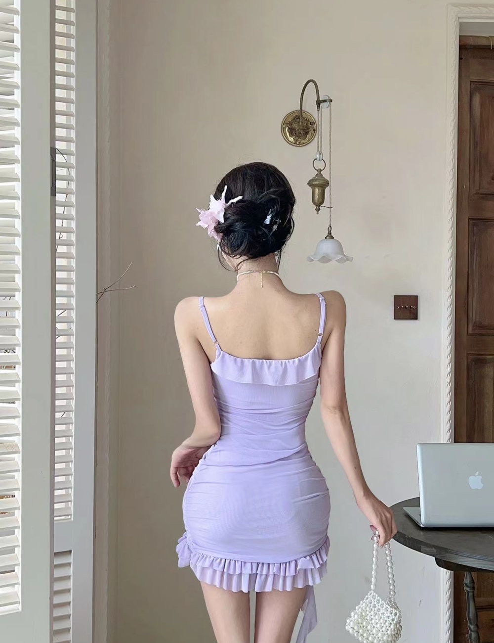 Gauze low-cut bottoming sexy lotus leaf edges dress