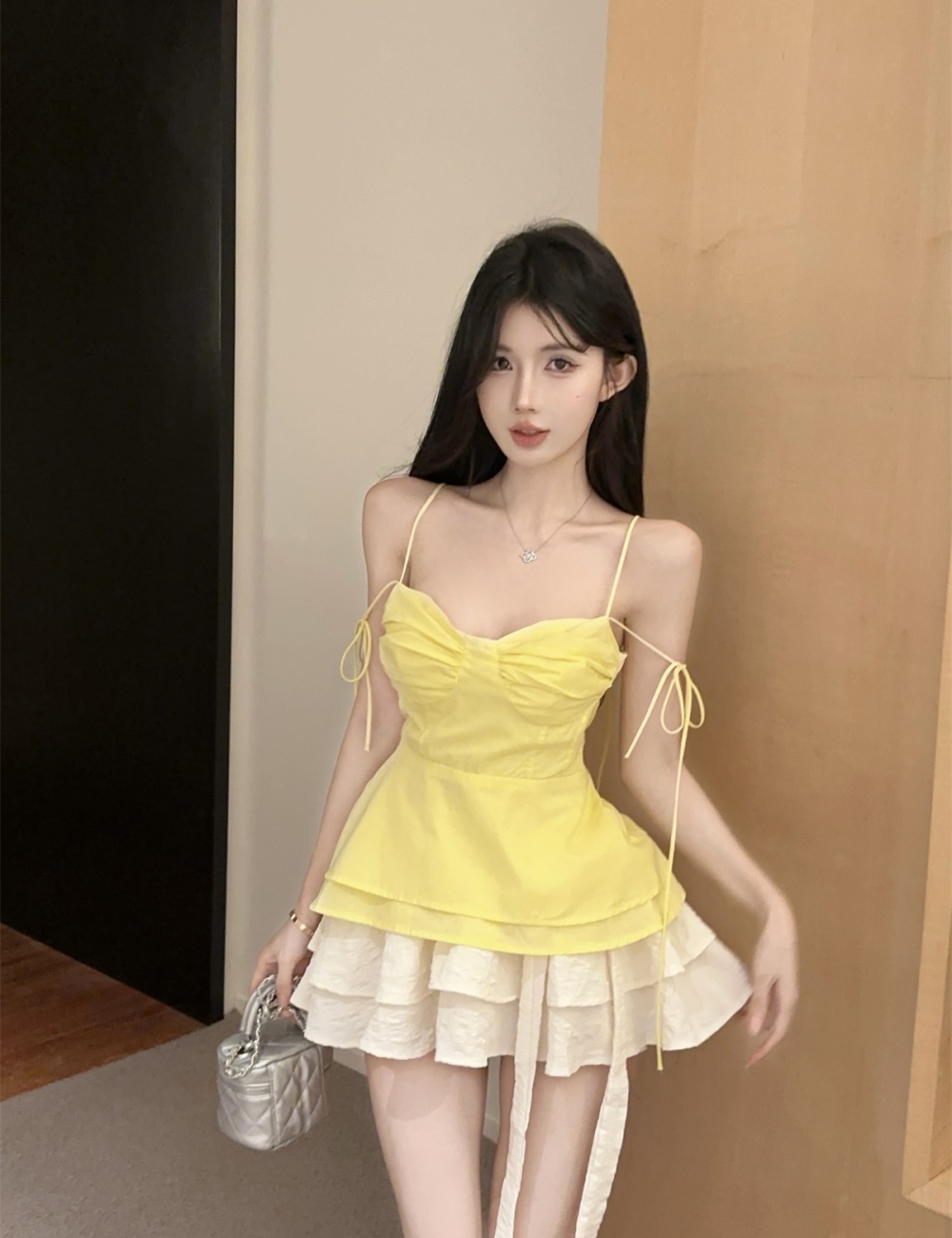 Fold sling tops bow cake skirt a set for women