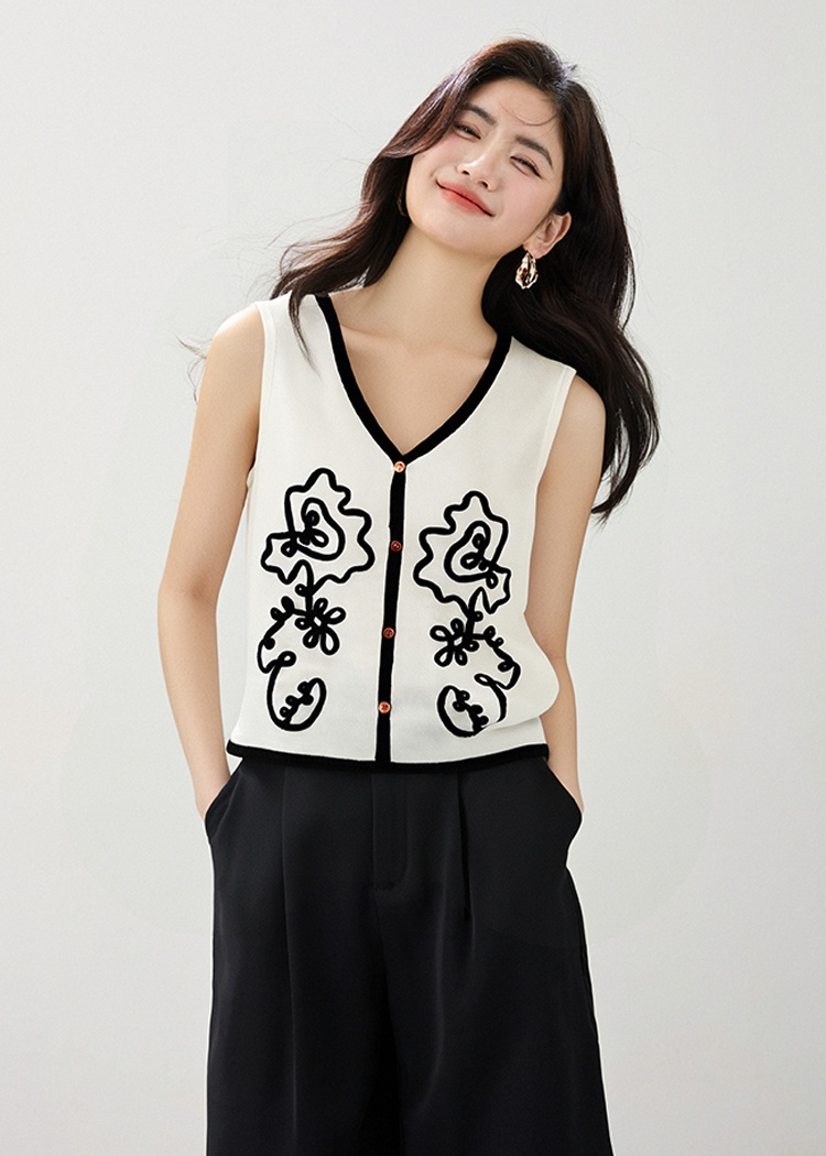 Loose knitted jacquard thin cardigan flowers embroidery V-neck tops