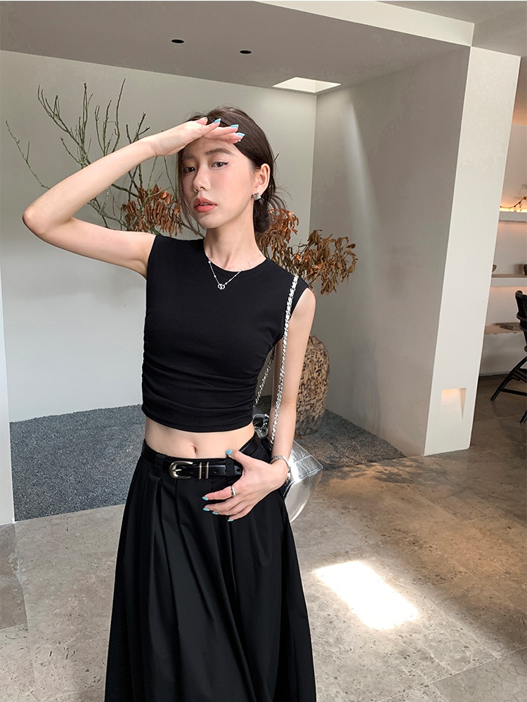 With chest pad sleeveless vest black T-shirt for women