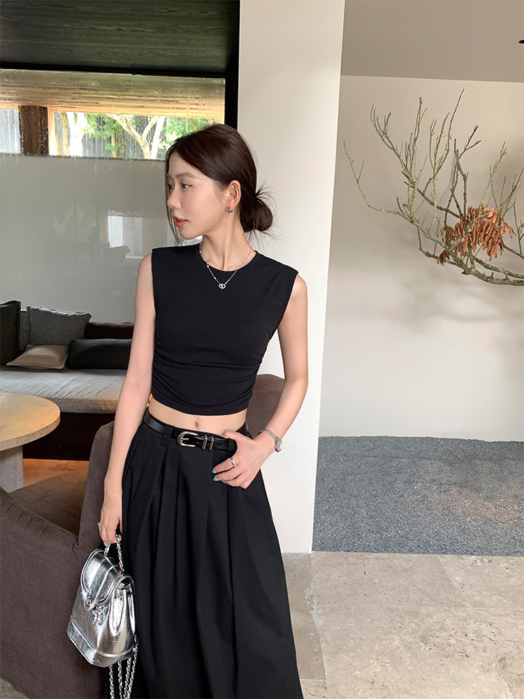 With chest pad sleeveless vest black T-shirt for women
