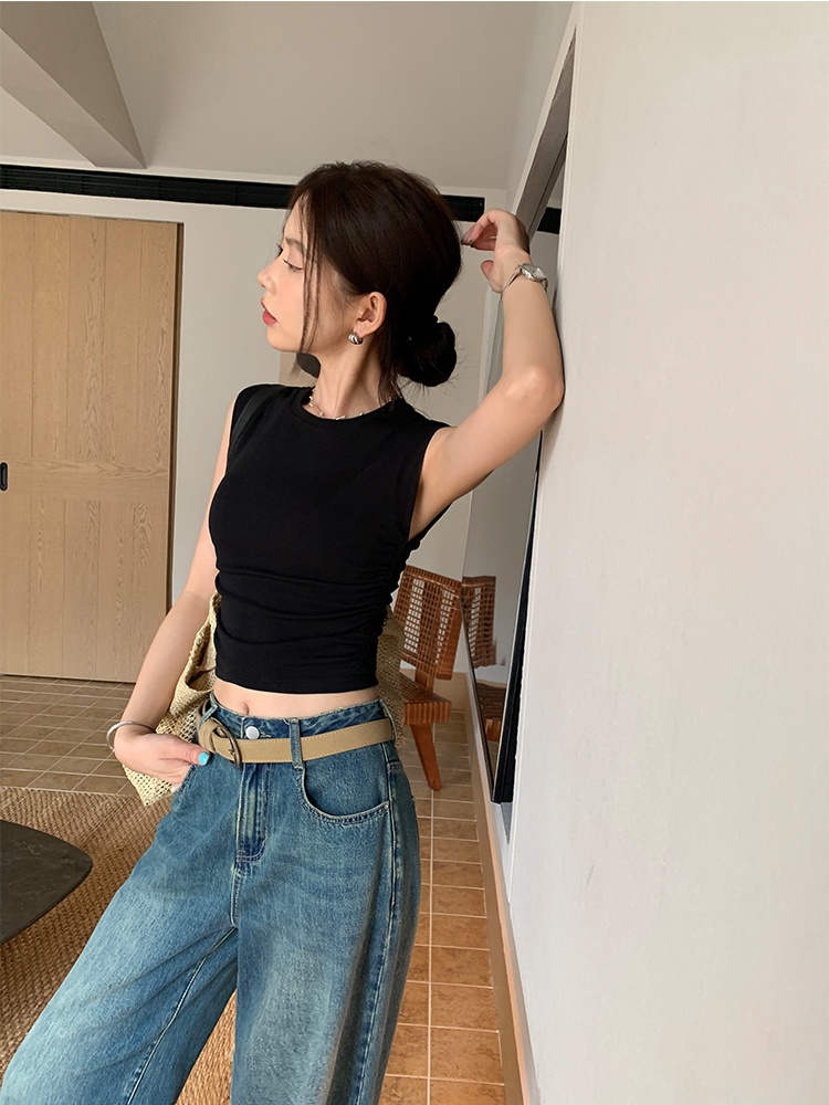 With chest pad sleeveless vest black T-shirt for women