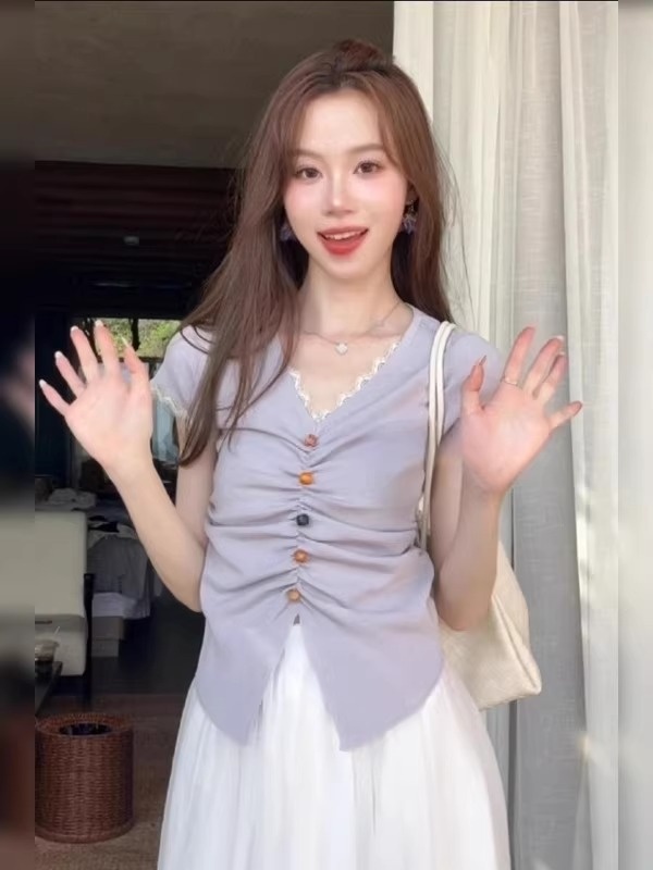 Slim sweet V-neck sweater lace splice tops for women