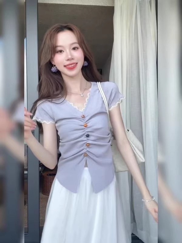 Slim sweet V-neck sweater lace splice tops for women