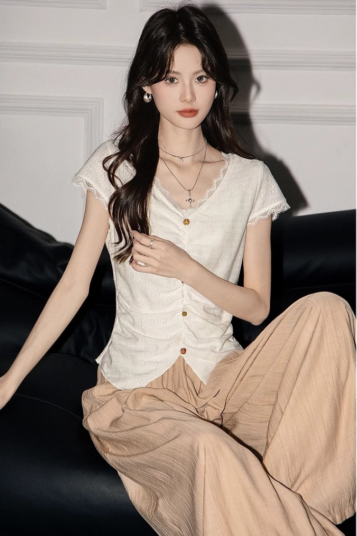 Slim sweet V-neck sweater lace splice tops for women
