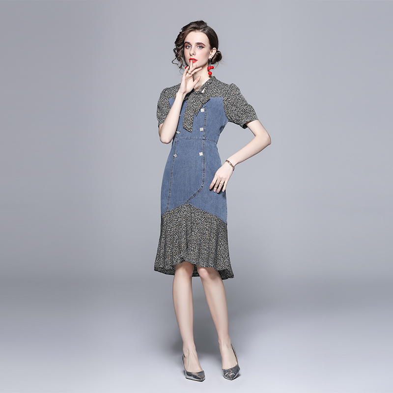 V-neck summer slim floral mermaid pinched waist dress