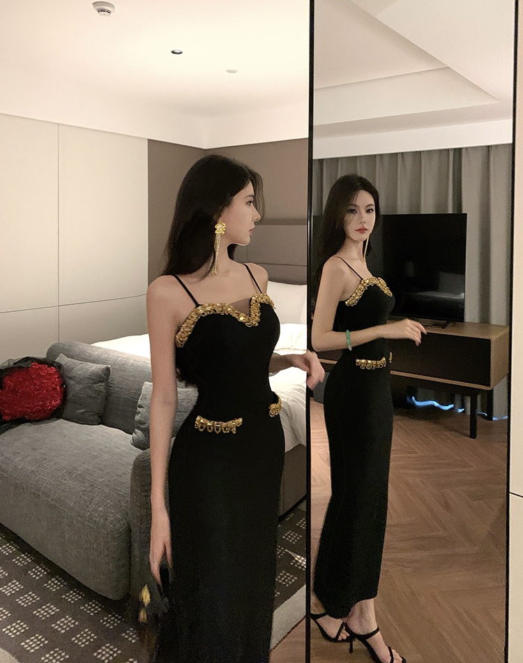 Light luxury pinched waist slim long sling dress