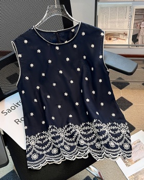 Sleeveless round neck tops summer niche vest for women
