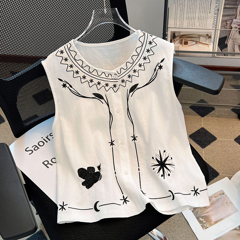 Temperament small shirt embroidery waistcoat