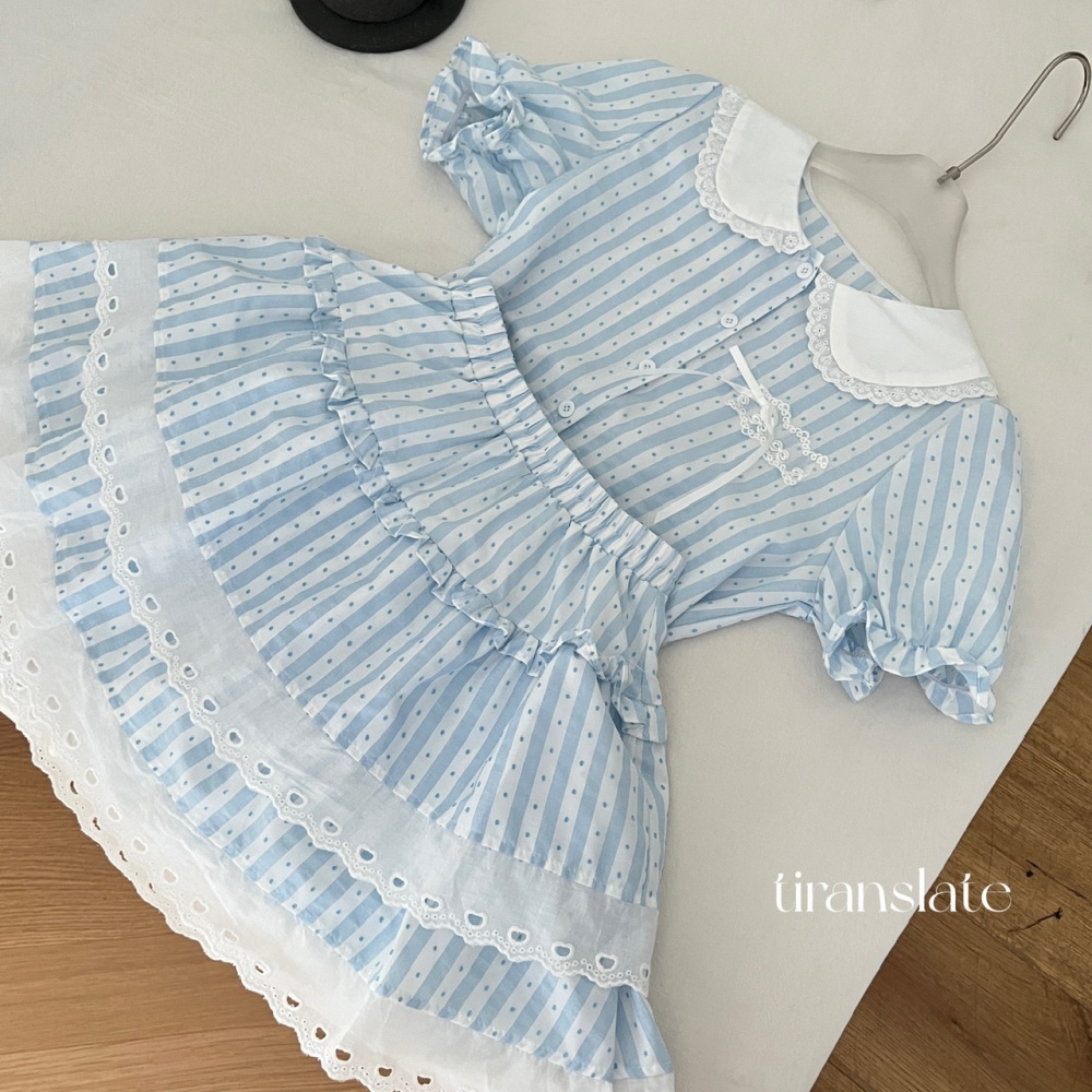 Short lovely skirt sweet summer shirt a set