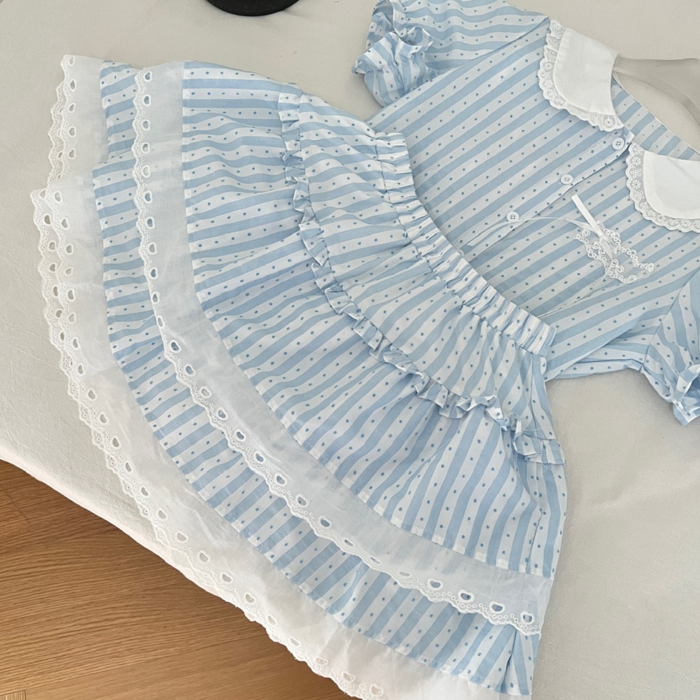 Short lovely skirt sweet summer shirt a set