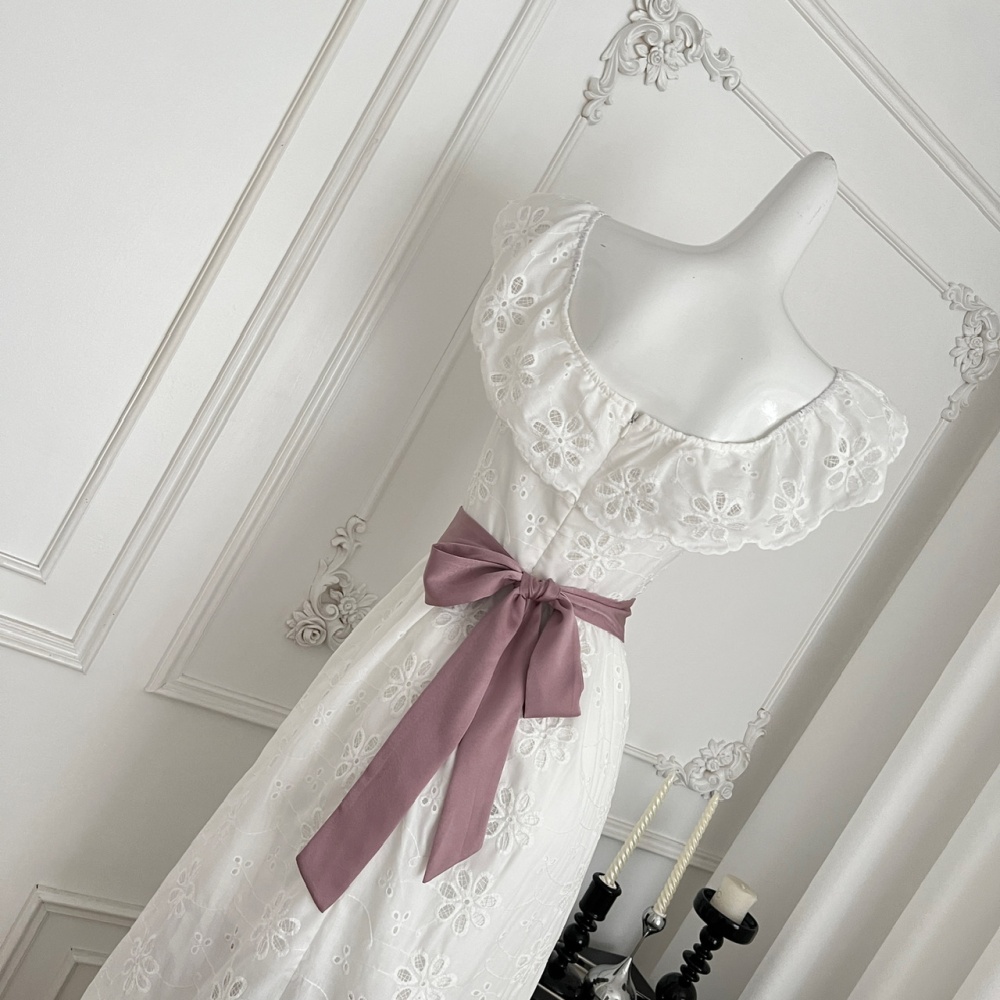 Cotton embroidered lotus leaf edges square collar dress