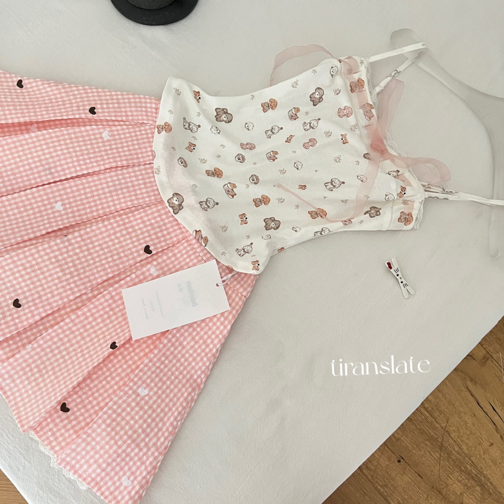 Lovely summer tops enticement sling short skirt a set