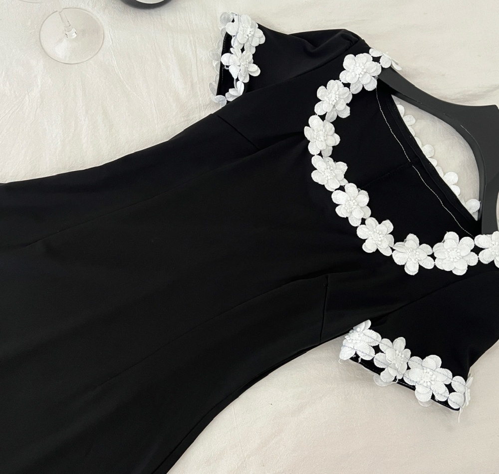U-neck France style stereoscopic package hip flowers dress