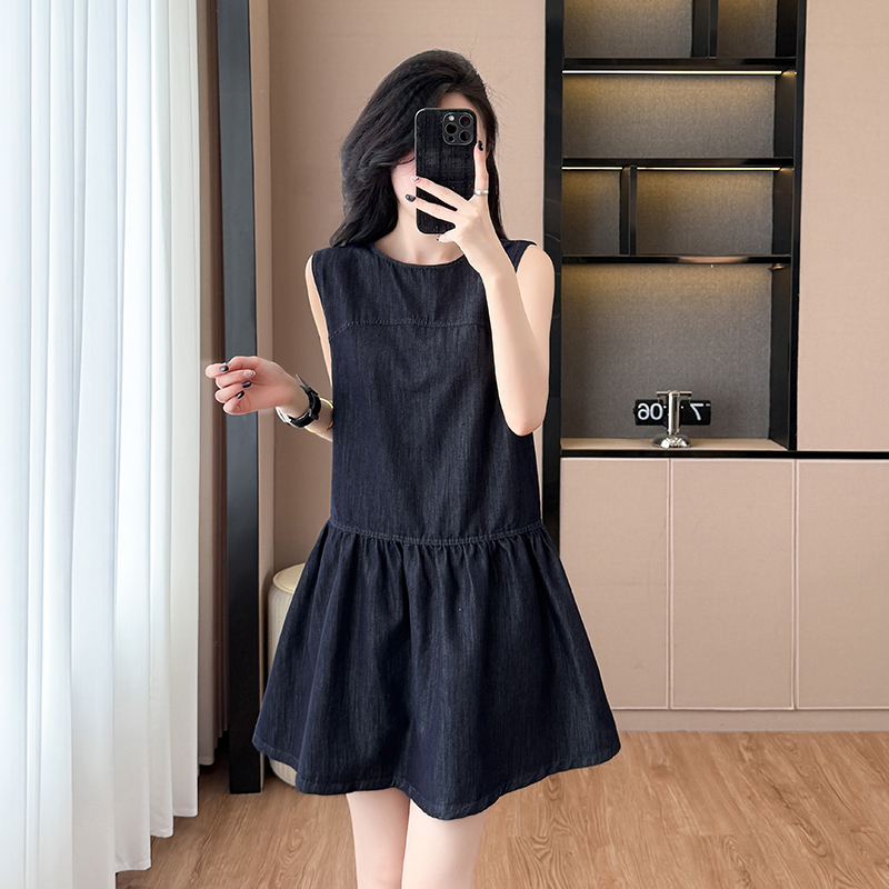 Sleeveless loose T-back student show young dress