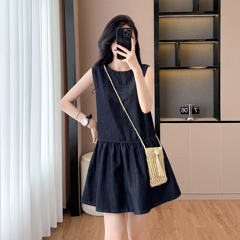Sleeveless loose T-back student show young dress
