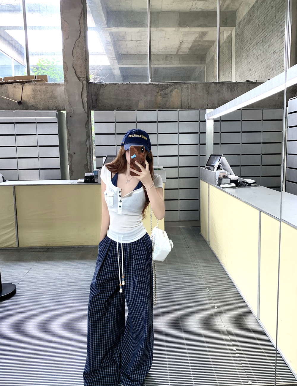 Plaid short sleeve T-shirt sling summer vest a set for women