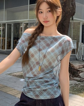 Thin short T-shirt strapless plaid tops for women