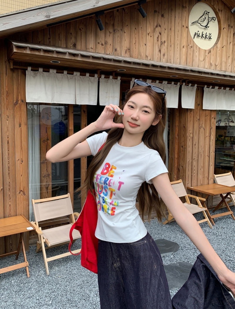 Slim printing tops letters graffiti T-shirt for women