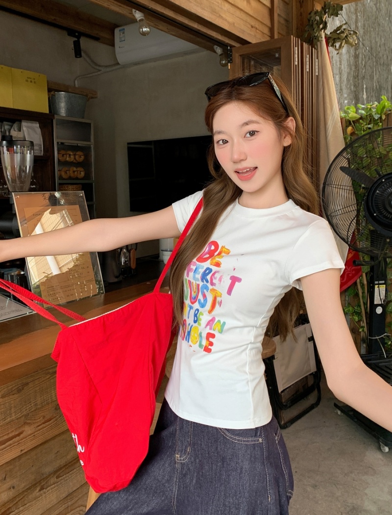 Slim printing tops letters graffiti T-shirt for women