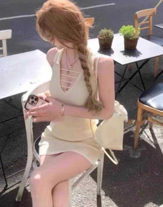 Slim short knitted dress package hip enticement vest