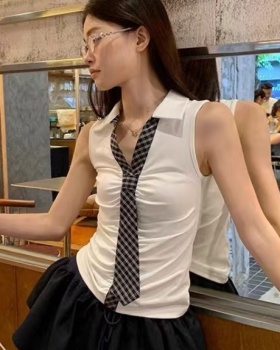 Wears outside sling tops summer vest for women