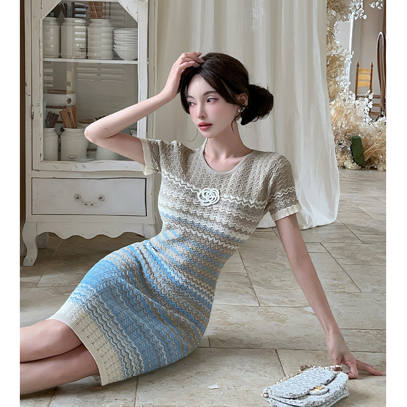 Knitted package hip temperament dress for women
