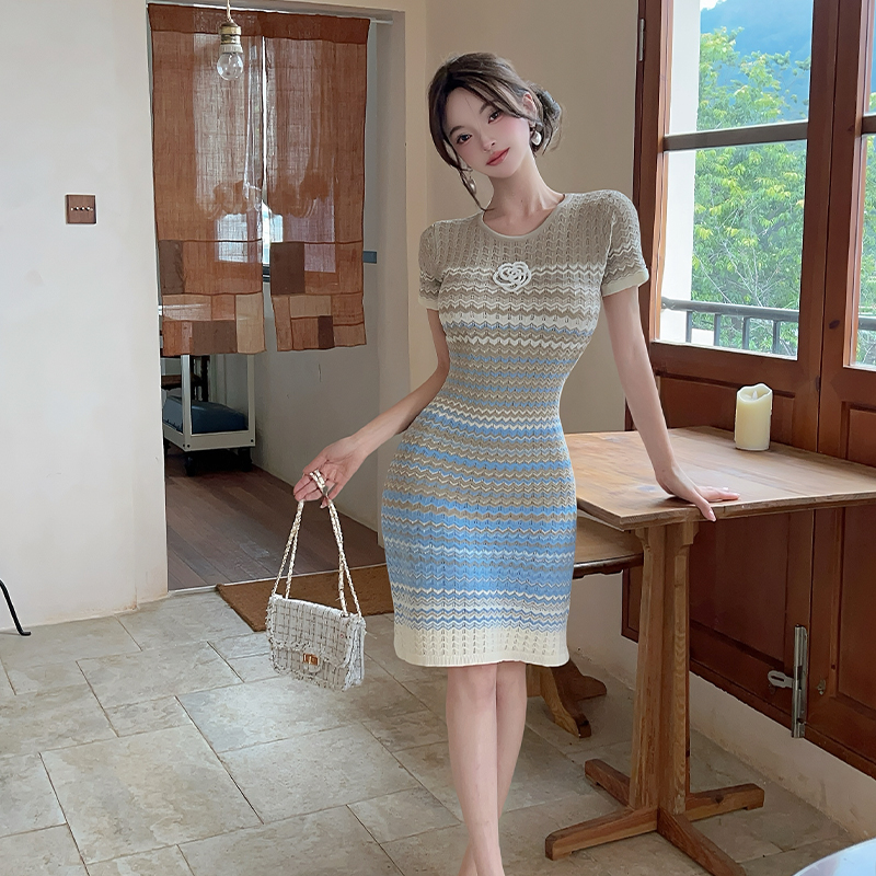 Knitted package hip temperament dress for women