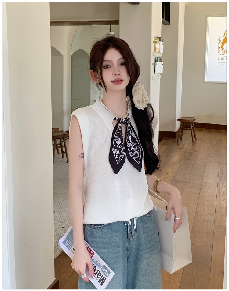 Niche V-neck vest sleeveless slim tops for women