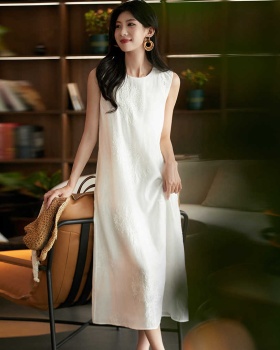 Sleeveless embroidery summer long dress flax white dress