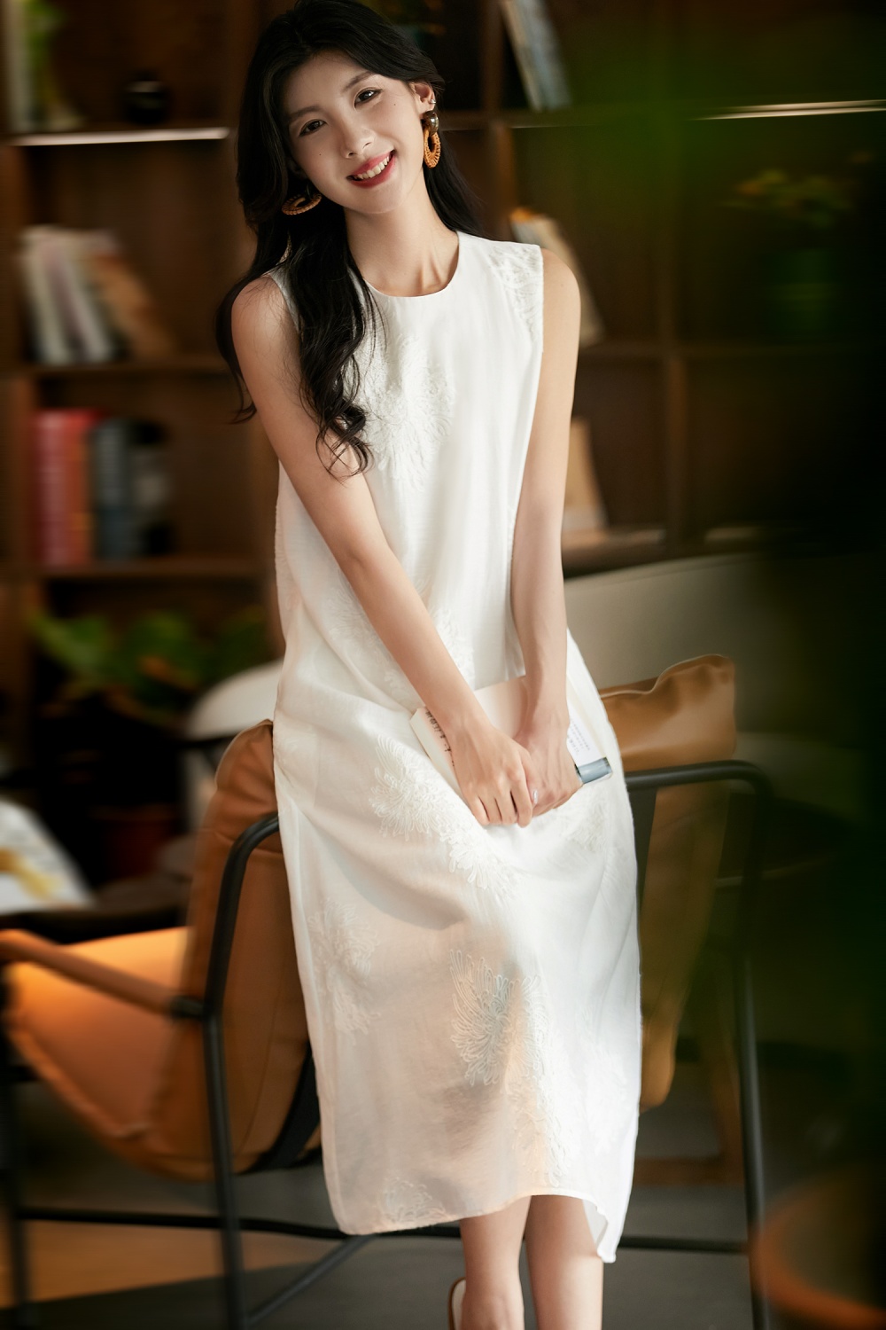 Sleeveless embroidery summer long dress flax white dress
