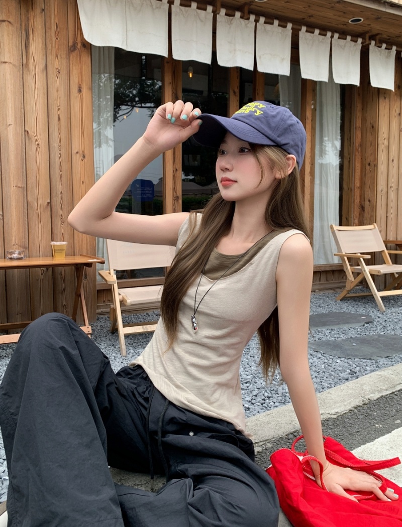 Pseudo-two short T-shirt splice irregular hem tops for women