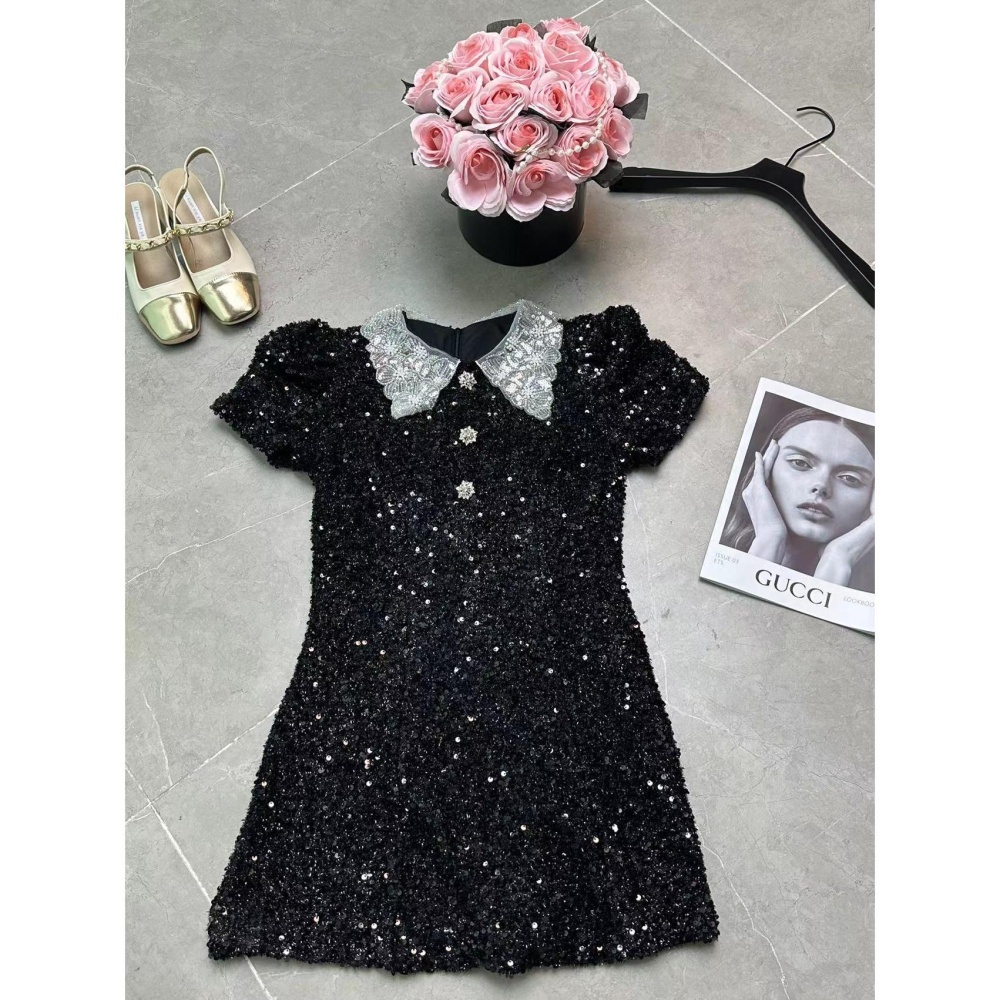 Rhinestone modeling short sleeve lapel black dress