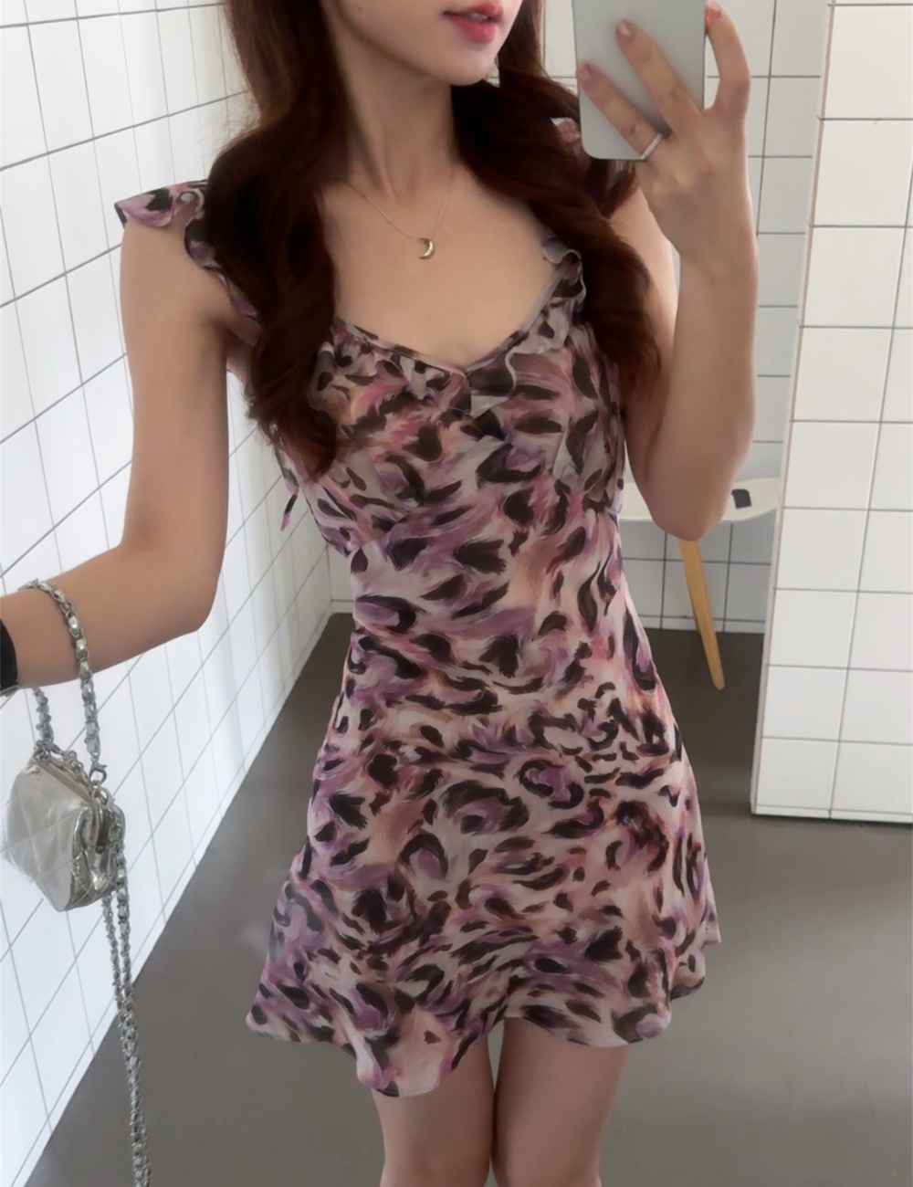 V-neck romantic leopard sling vacation summer dress