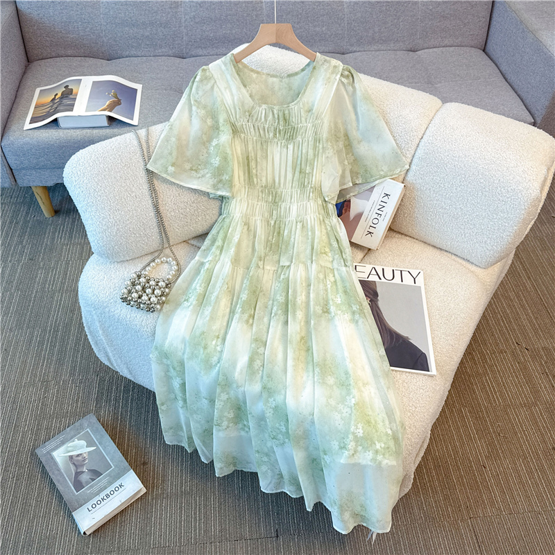 Was white high waist bronzing green large yard dress